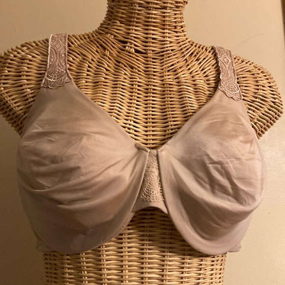 Vanity Fair‎ bra 38DD - Picture 1 of 6
